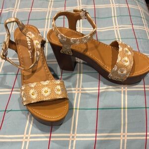 Elegant Daisy Embellished Tan Sandals